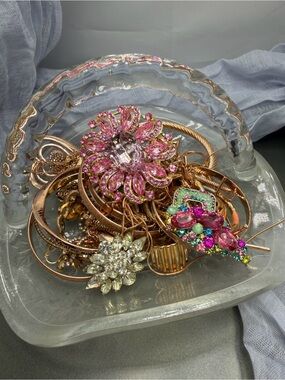 👍50%off Clear Basket of Rose Gold Jewelry #11TB